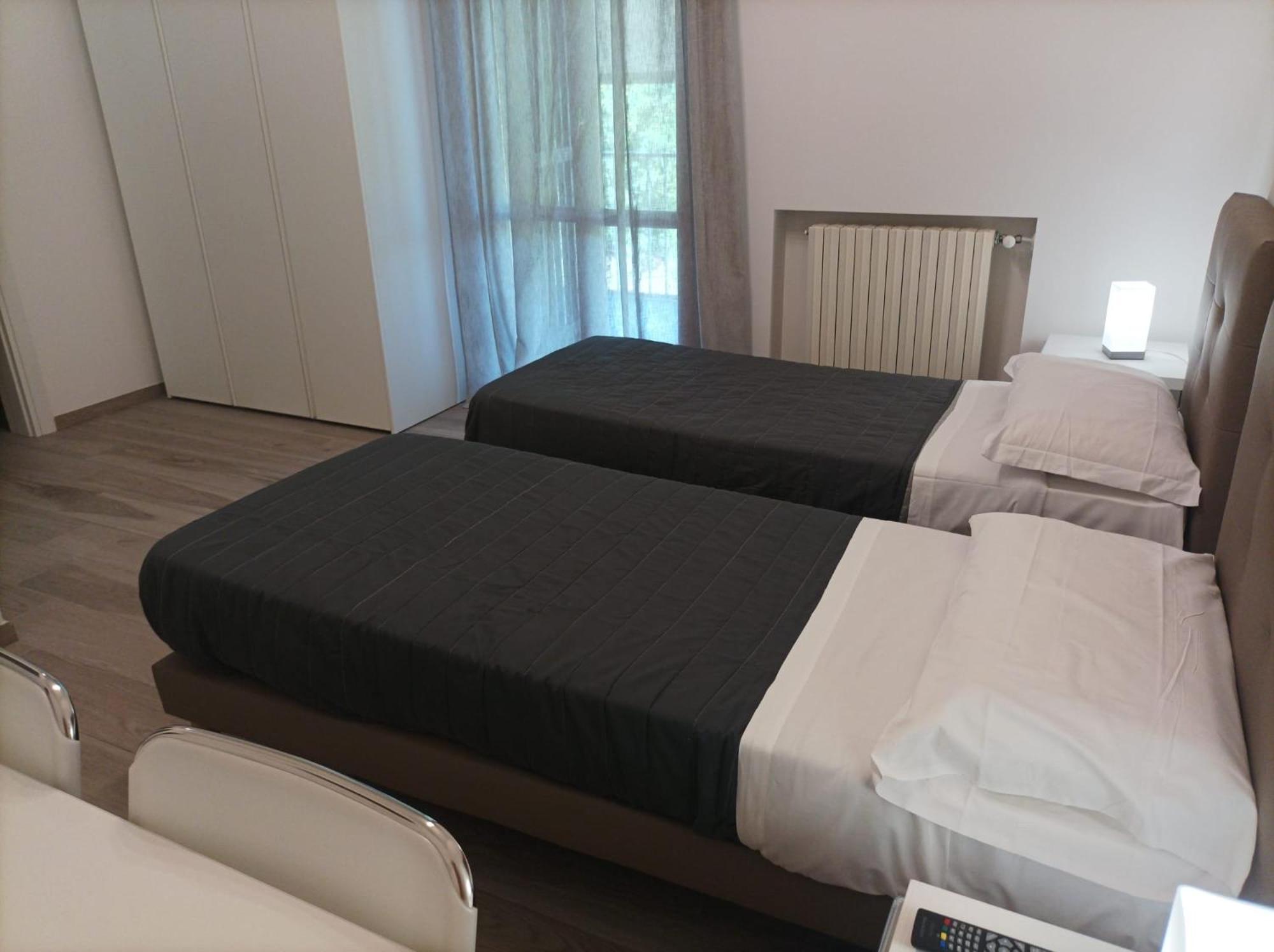 Camere Scandellara 24 Bologna Eksteriør billede